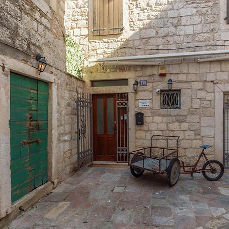 Old Town St Tryphon Apartment Cattaro Esterno foto