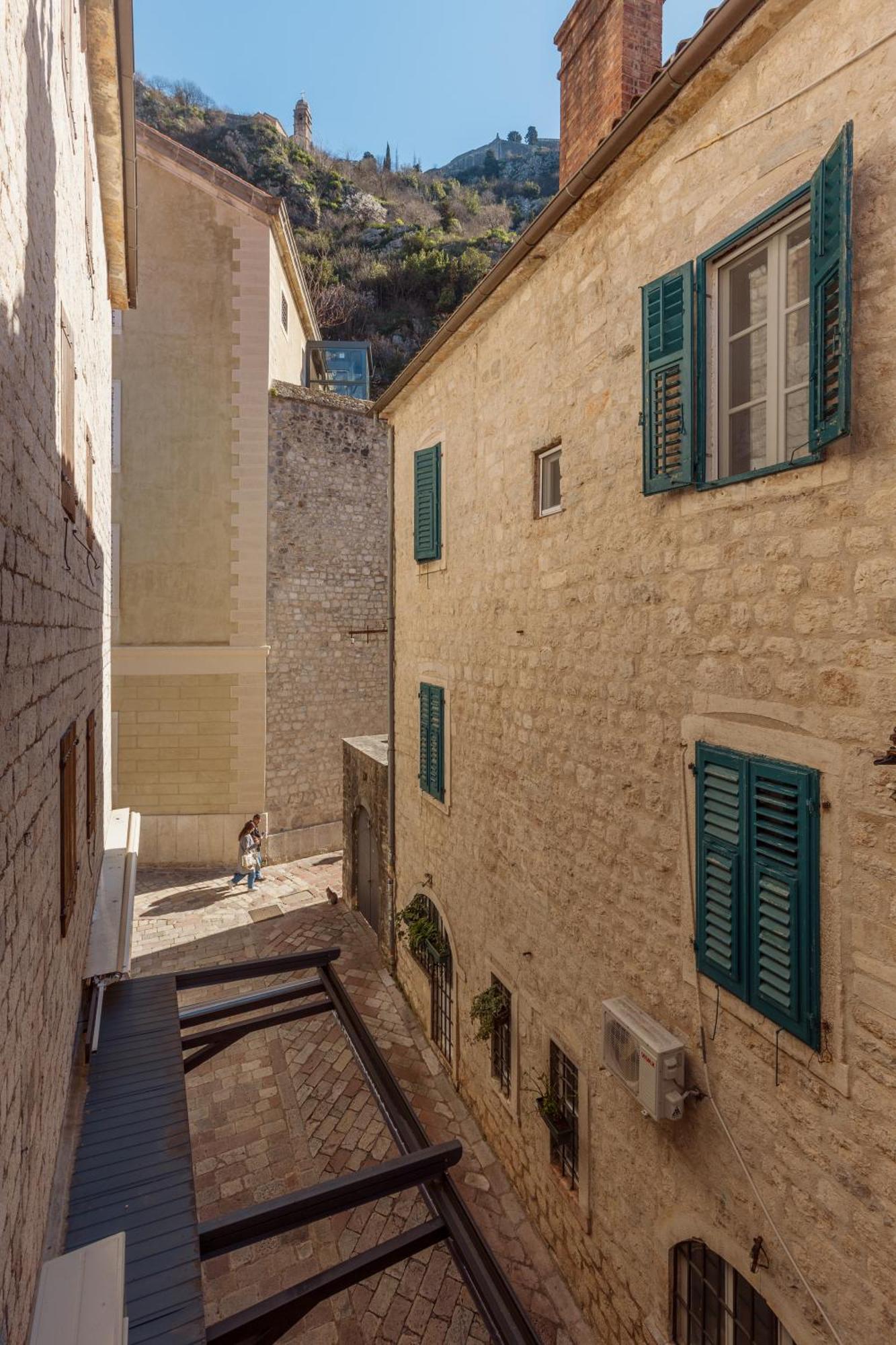 Old Town St Tryphon Apartment Cattaro Esterno foto