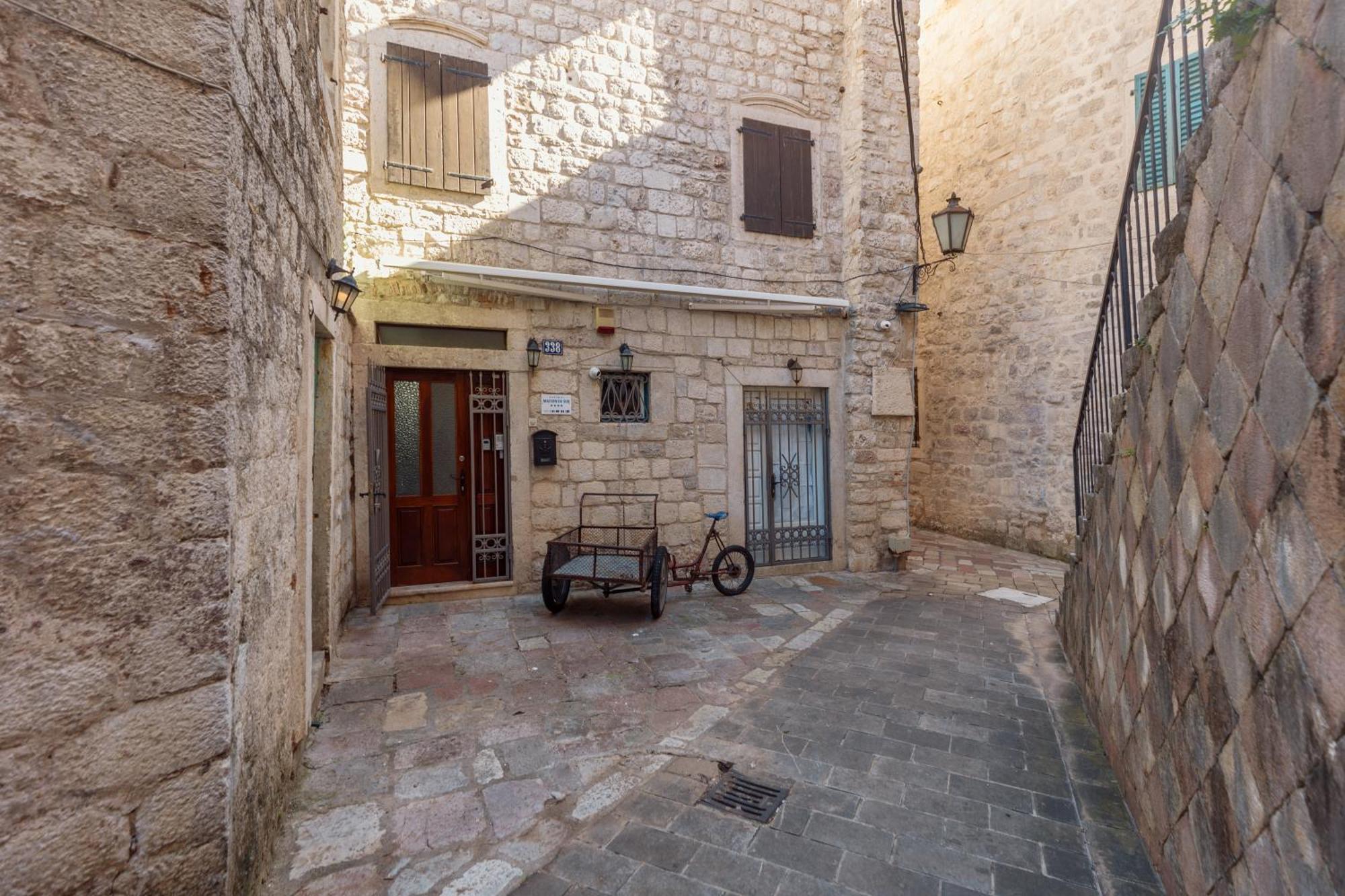Old Town St Tryphon Apartment Cattaro Esterno foto